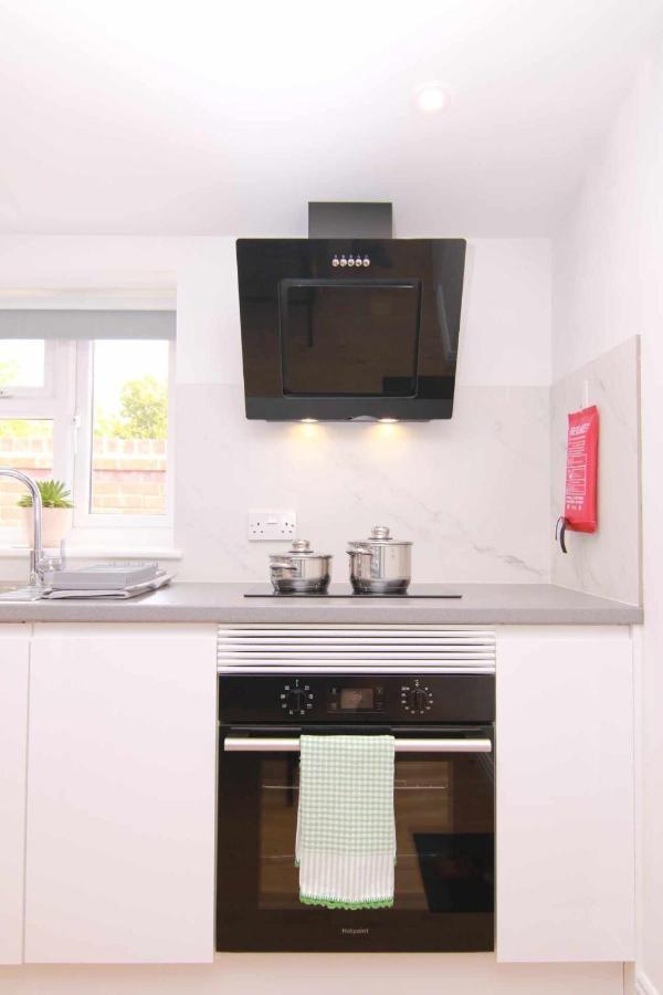 Suffolk Cosy Corner With Free Parking, 10Min Walking To Town Centre Apartment Bury St. Edmunds Exterior photo